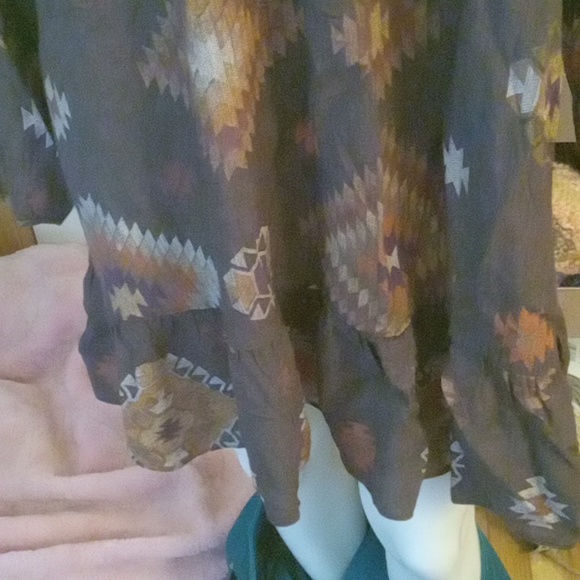 Criss-cross back dress - Picture 4 of 9